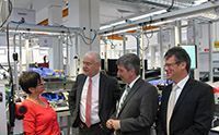 Landrat Bär besucht WERMA Signaltechnik in Rietheim-Weilheim